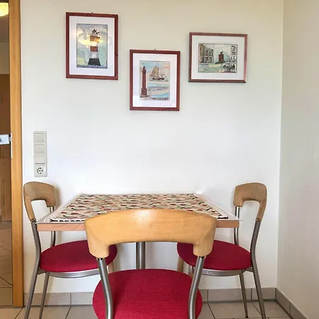 Apartment Strandvilla Therese 5 *